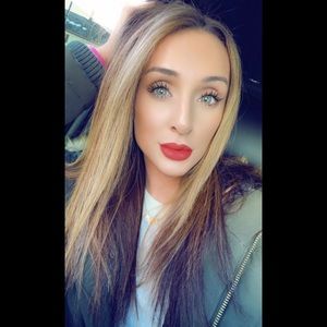 Meet your Posher, Bri